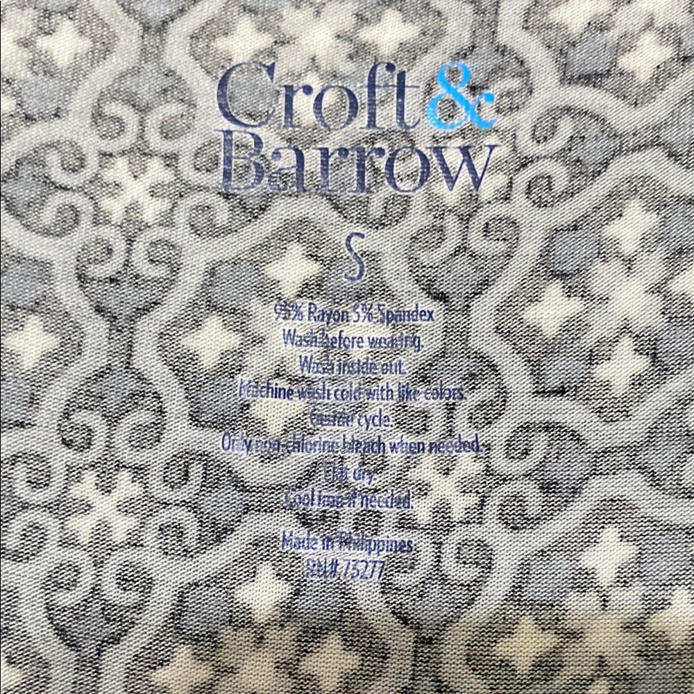Patterned Blue Sleeveless Top - Picture 2 of 3